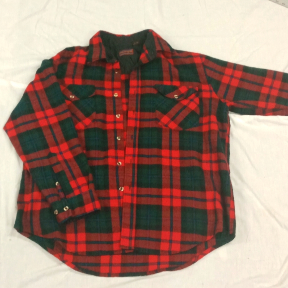 Vintage Allen Wickfield wool / acrylic flannel button down shirt XL